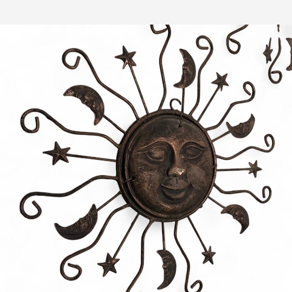 One Vintage Sun & Moon Celestial Metal Rustic Wall Decor 14x14” - Picture 7 of 10